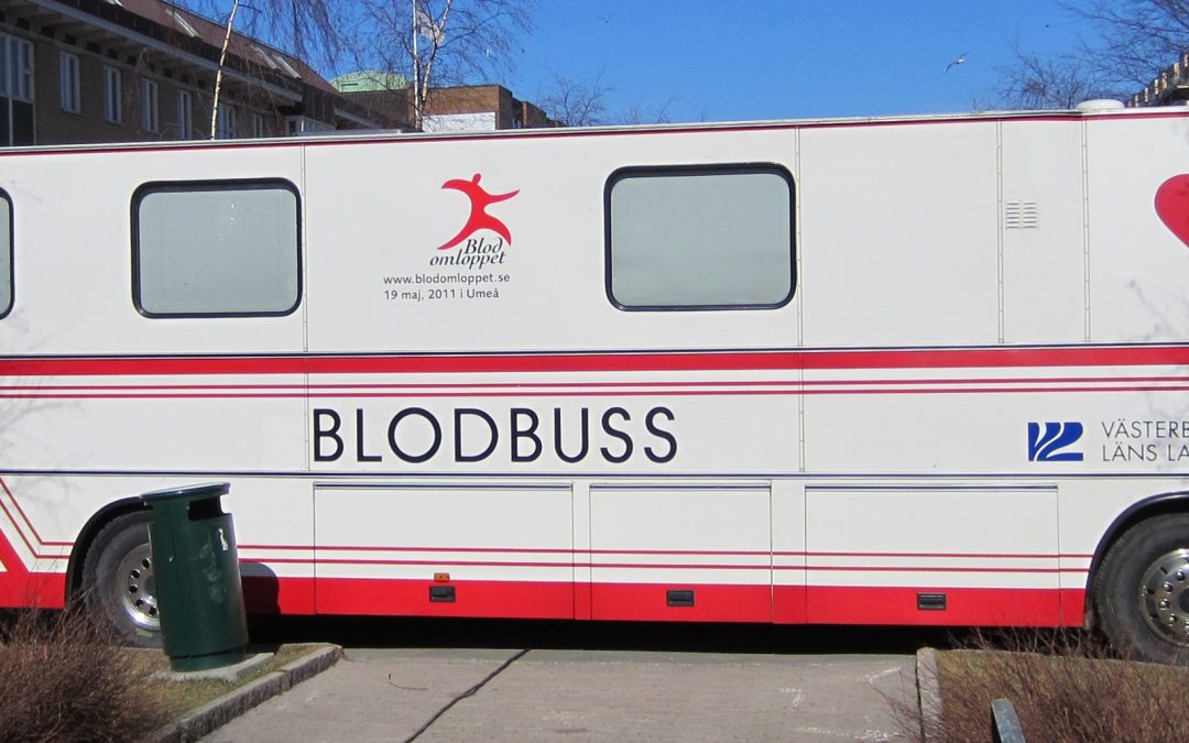 Blodbuss-prestera mera-blodgivare